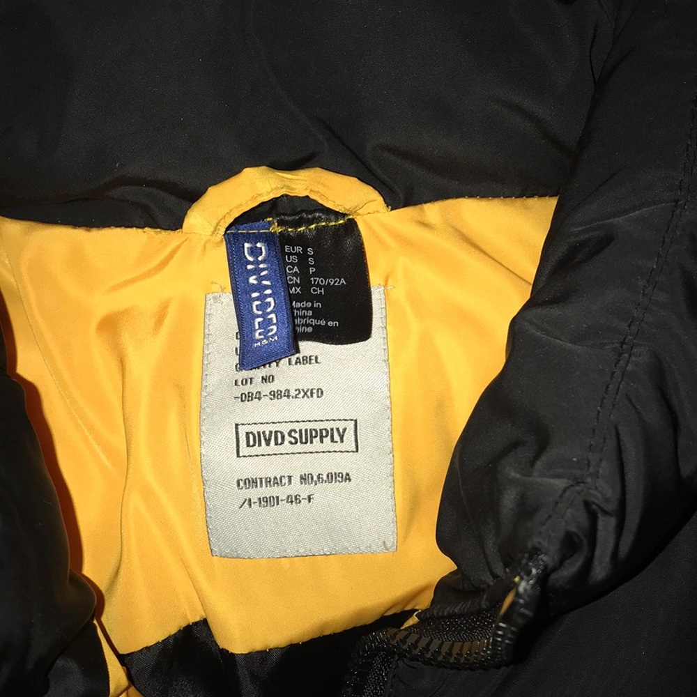 Winter coat - Picture 2 of 2
